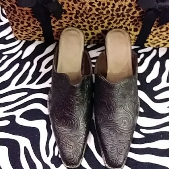 Brown Mules - Picture 6 of 6